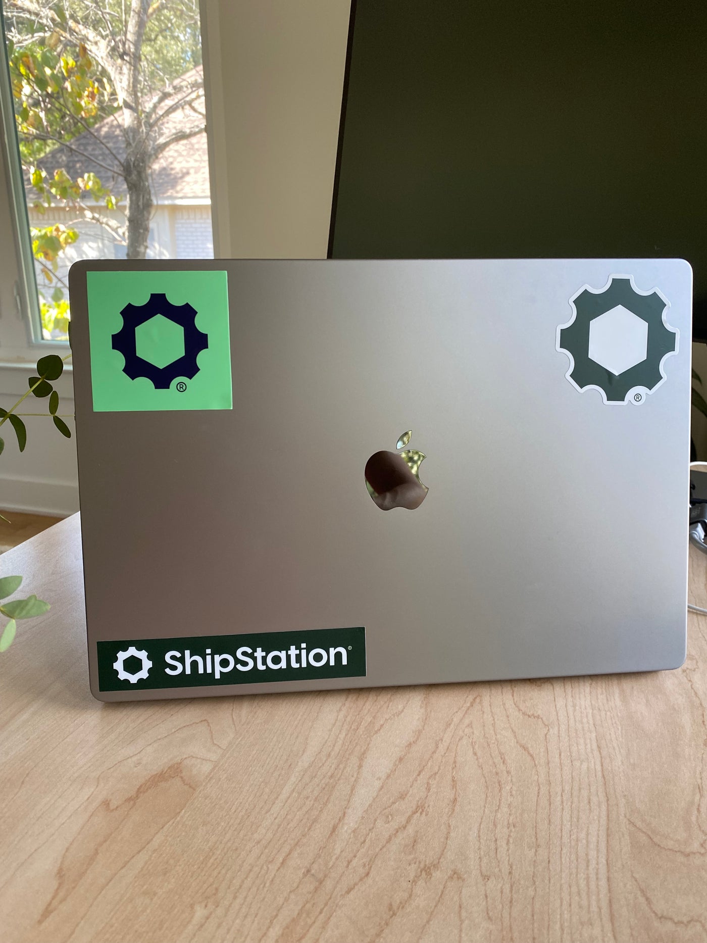 ShipStation logo sticker - 3pack